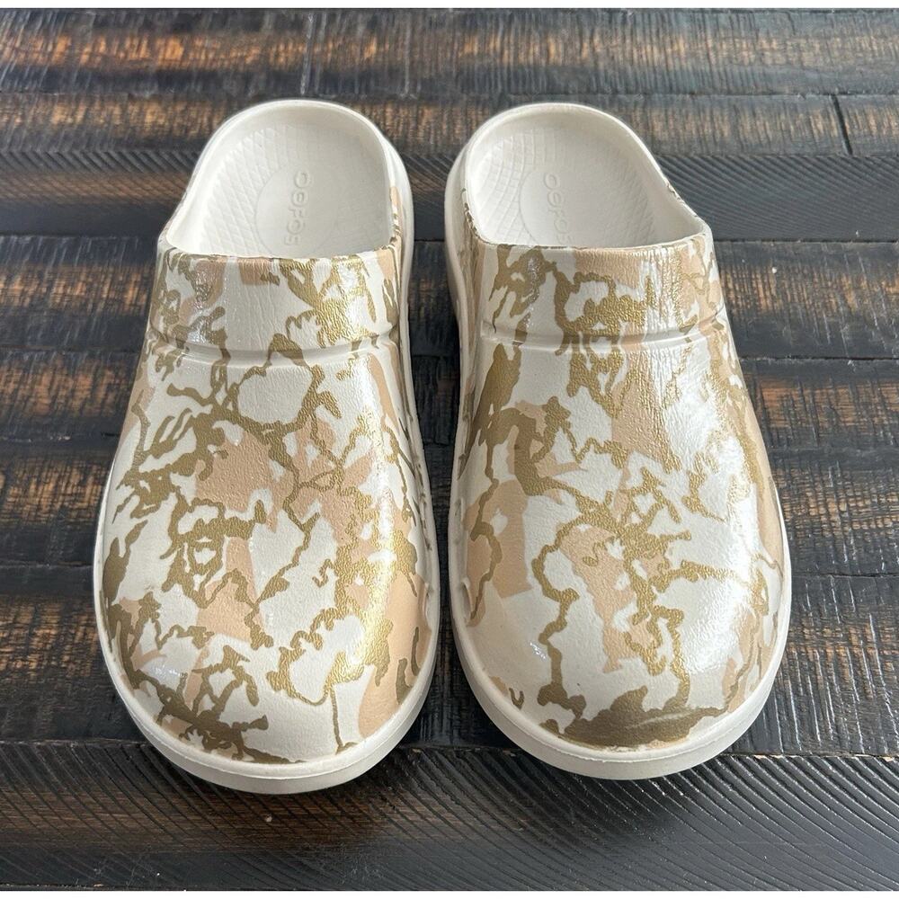 OOFOS OOcloog Recovery Clog Sandals Limited Edition Sahara Gold Camo Women's 7 - Picture 2 of 12